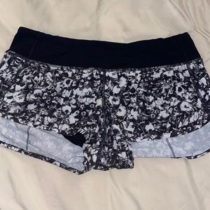 Lululemon speed up short 2.5”